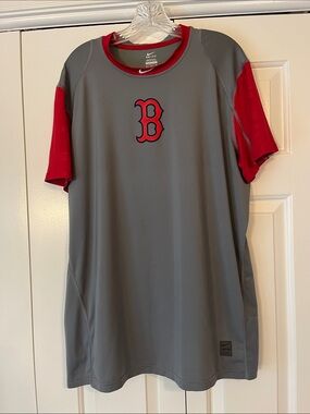 Men's Nike Pro Dry-Fit Boston Red Sox tee shirt